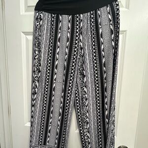 Apt. 9 Black and White Geometric Wide Leg Pants